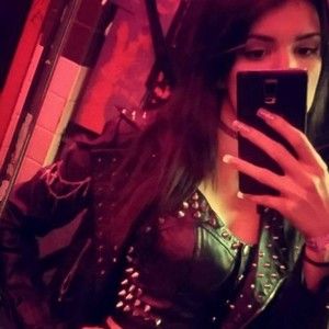 Meet your Posher, Isabella chen
